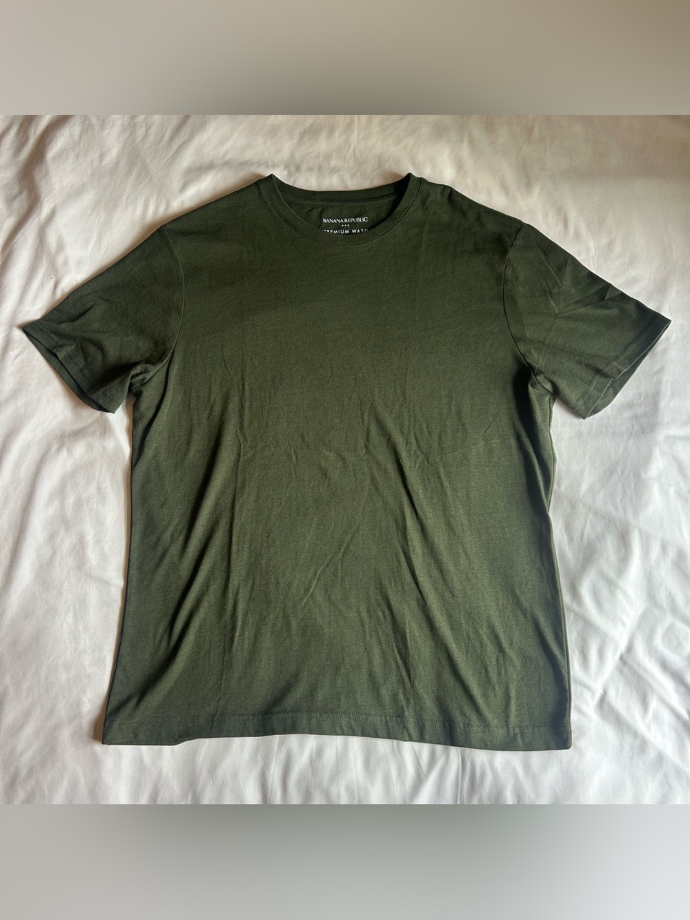 Banana Republic Premium Wash Crewneck T-Shirt – Olive Green – Size Large